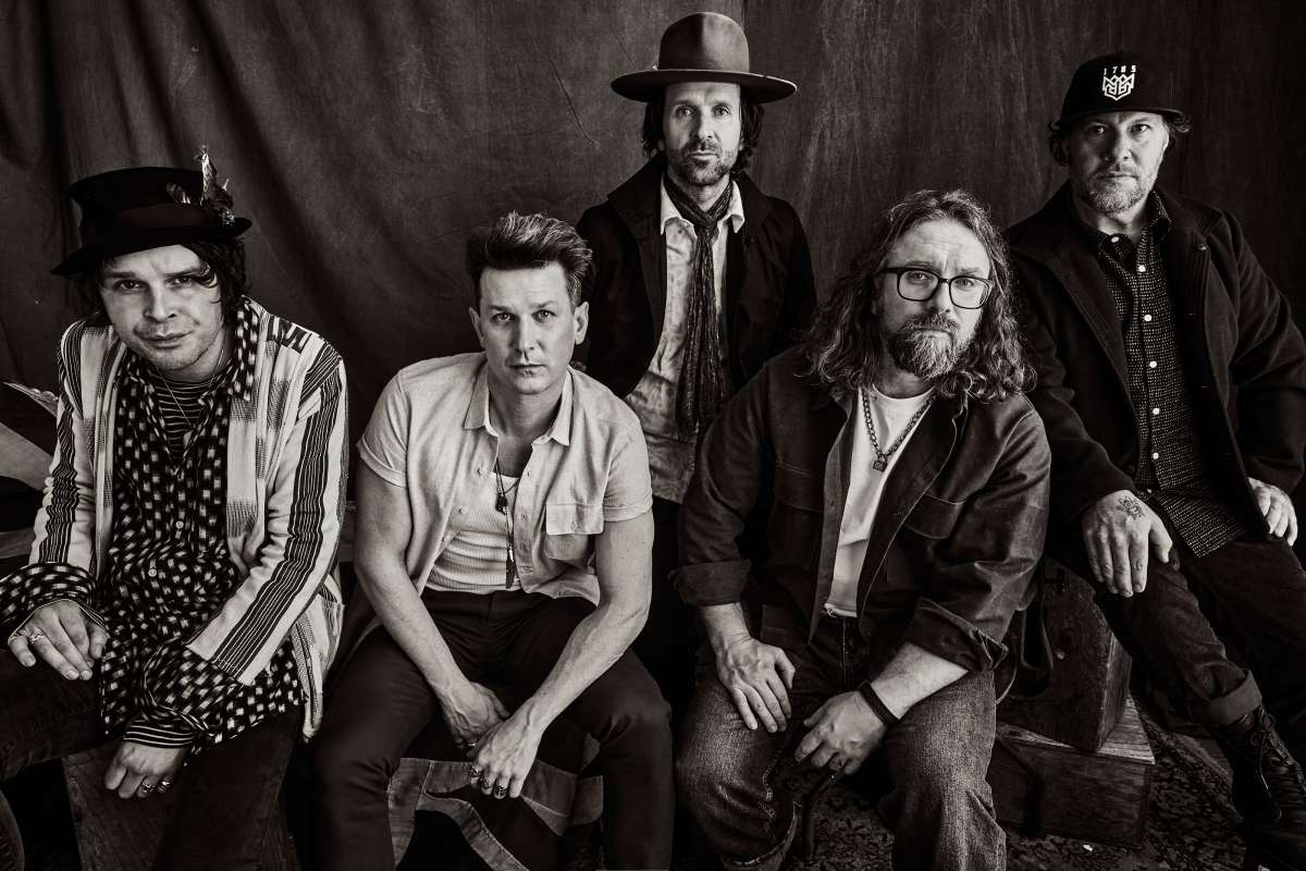 The Trews [Night 1]